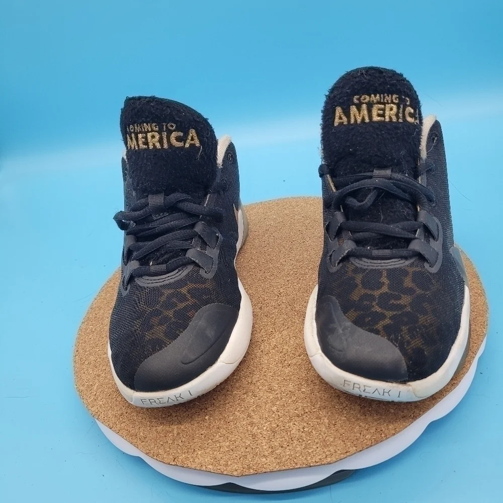 Nike Shoes Youth 3.5 Zoom Freak GS Coming to America Sneakers BQ5633-900